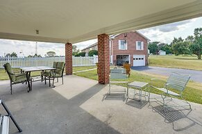 The MD / PA Line Retreat: Scenic Country Getaway!