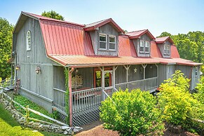 Strawberry Plains Cabin: Private Pond & Game Room!