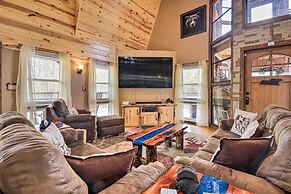 Strawberry Plains Cabin: Private Pond & Game Room!