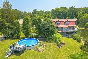 Strawberry Plains Cabin: Private Pond & Game Room!