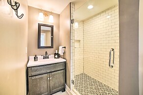 Pittsburgh Home: Walkable Location!