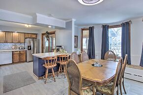 Two Rivers Thiede House - Walk to Lake Michigan!