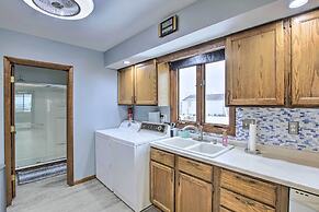 Two Rivers Thiede House - Walk to Lake Michigan!