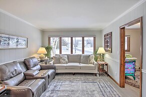 Two Rivers Thiede House - Walk to Lake Michigan!