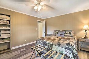 Welcoming Boone Getaway Near Hiking + Skiing!