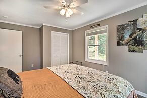 Welcoming Boone Getaway Near Hiking + Skiing!