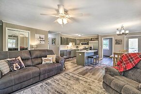 Welcoming Boone Getaway Near Hiking + Skiing!