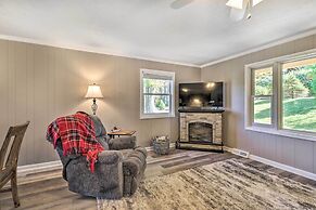 Welcoming Boone Getaway Near Hiking + Skiing!