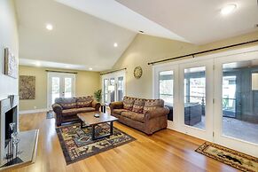 Spacious Prospect Cottage w/ Deck & Scenic Views
