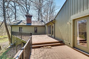 Spacious Prospect Cottage w/ Deck & Scenic Views