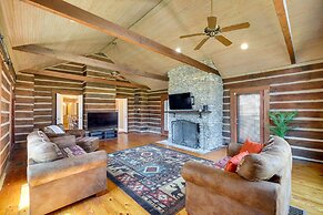 Spacious Prospect Cottage w/ Deck & Scenic Views