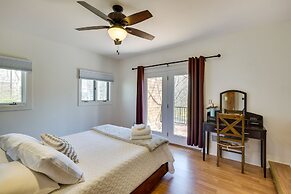 Spacious Prospect Cottage w/ Deck & Scenic Views