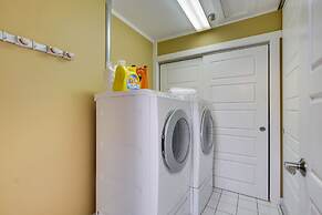 Spacious Prospect Cottage w/ Deck & Scenic Views