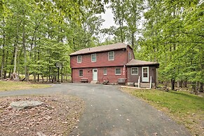 Relaxing Eagle Rock Resort Home - 1 Block to Lake!