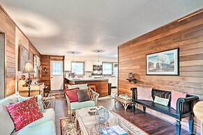 Relaxing Eagle Rock Resort Home - 1 Block to Lake!