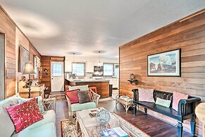 Relaxing Eagle Rock Resort Home - 1 Block to Lake!