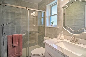 Updated Baton Rouge Home w/ Grill ~ 10 Mi to Dtwn!