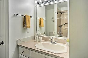 Updated Baton Rouge Home w/ Grill ~ 10 Mi to Dtwn!