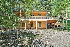 Rustic Cloudcroft Home ~ 2 Mi to Ski Slopes!
