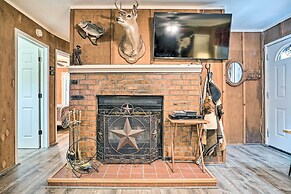 Rustic Cloudcroft Home ~ 2 Mi to Ski Slopes!