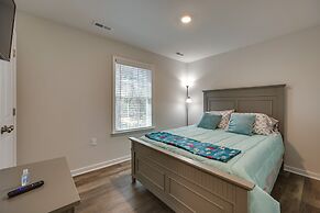 Pet-friendly Home: Spacious Yard + Community Perks