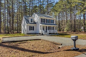 Pet-friendly Home: Spacious Yard + Community Perks