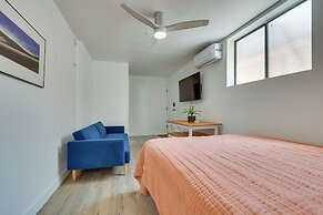 Oxnard Apartment < 1/2 Mi to Beaches!