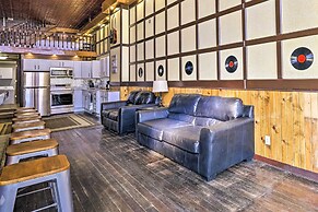 Walk to River: Unique Studio in Renovated Bar!