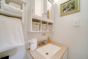 Dog-friendly Cottage w/ Deck in National Forest!