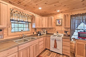 Quiet & Secluded Berea Cabin on 70-acre Farm!
