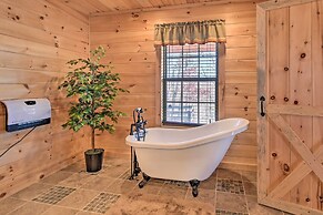 Quiet & Secluded Berea Cabin on 70-acre Farm!