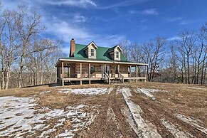 Quiet & Secluded Berea Cabin on 70-acre Farm!