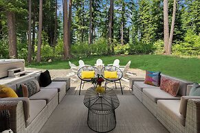 Hot Tub & Game Room: Home in Cle Elum