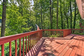 Smoky Mountain Cottage w/ Lanai & Mtn Views