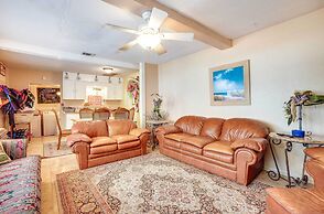 'the Whacky Shack' Family Cabin w/ Fire Pit!