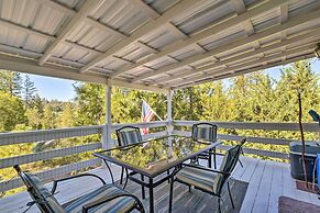 Peaceful Groveland Home w/ Deck + Fire Pit!