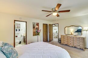 Peaceful Groveland Home w/ Deck + Fire Pit!