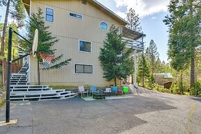 Peaceful Groveland Home w/ Deck + Fire Pit!