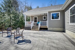 Stunning Wells Home w/ Fire Pit & Porch!
