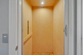 Oak Island Escape w/ Saltwater Pool, Walk to Beach