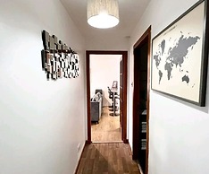 Lovely 2 bed with free parking