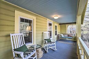 'carefree Cottage' < 6 Mi to Downtown Asheville!