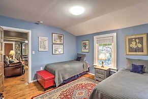 'carefree Cottage' < 6 Mi to Downtown Asheville!