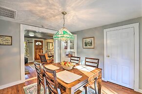 'carefree Cottage' < 6 Mi to Downtown Asheville!