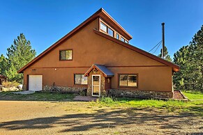 Angel Fire Mountain Cabin w/ Hot Tub & Sauna!