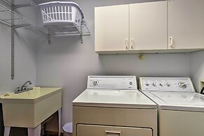 Angel Fire Mountain Cabin w/ Hot Tub & Sauna!