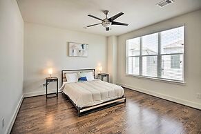 3-story Home Near Museums, Nightlife & Downtown!