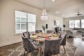 3-story Home Near Museums, Nightlife & Downtown!