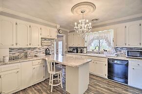 Bristol Retreat w/ Creek Access: 2 Mi to Dtwn