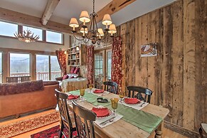 Architect-designed Franconia Home: Hot Tub & Views